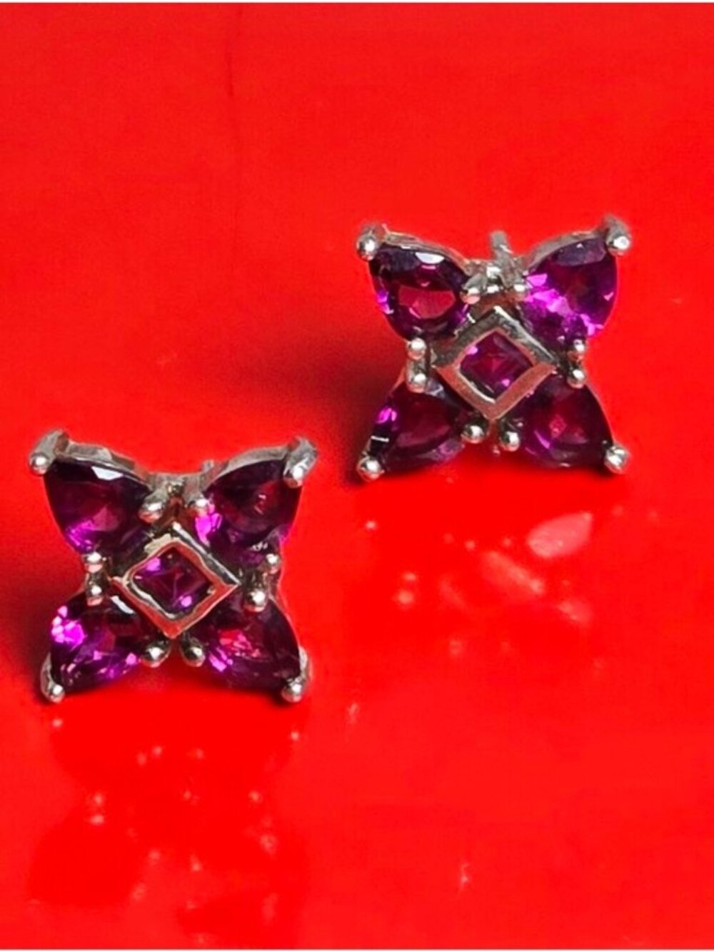925 Sterling Silver Earrings 1.4x1.4cm with Natural Rhodolite Garnet